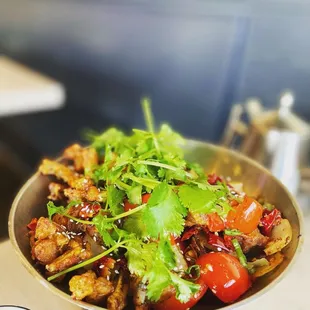 Iron Pot w/Fresh Frog