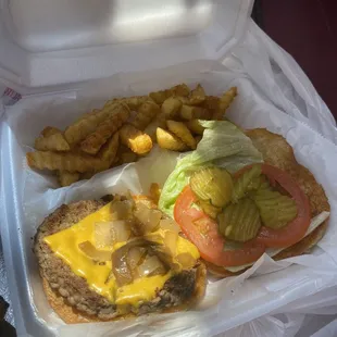 delicious cheeseburger