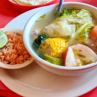 Caldo de Pollo