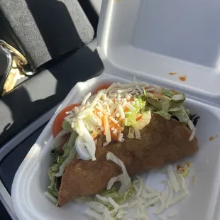 Crunchy carnitas taco