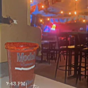 Modelo Negra Michelada