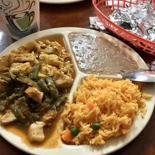 Platillo with 2 meats.