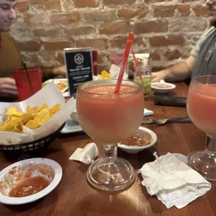 Swirl Margarita - Strawberry &amp; Regular Lime