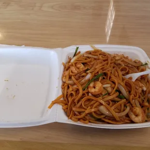 Shrimp Lo Mein