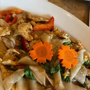 N4. Drunken Noodles