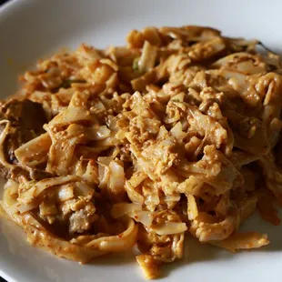 Curry Pad Thai w/ Beef