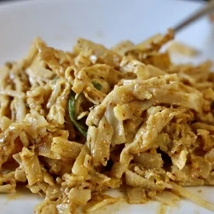 Curry Chicken Pad Thai