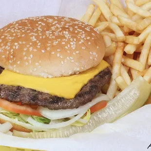 Cheeseburger &amp; Fries