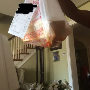 Called Mr. Wings for 10 piece mild buffalo wings to be delivered and all the sauce was at the bottom of the bag leaking out.