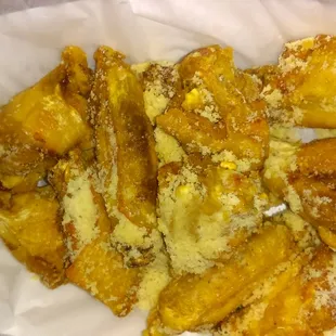 Garlic Parmesan is the best. 12 piece combo.