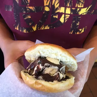 Ice Cream Bun for 3.50 !
