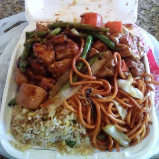 food, ramen and noodles