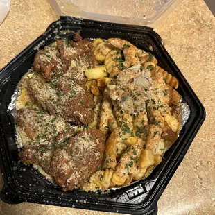 Ran a special today 10-10-23. Wing special (Garlic Parm) with crab fries for $12.