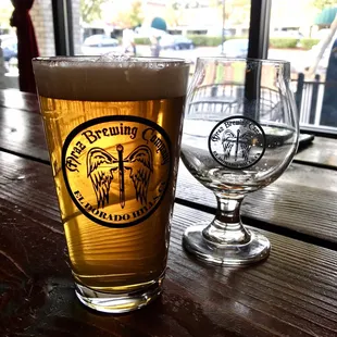 West Coast King Extra Pale Ale