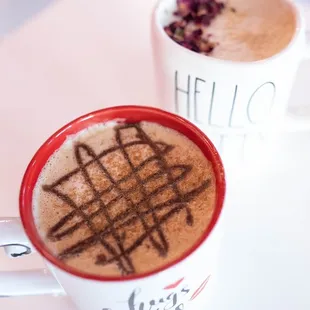 Tuxedo Mocha &amp; Rose Latte