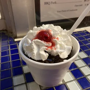 Brownie sundae