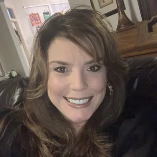 Kelli D.