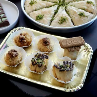 donuts, dough desserts, food