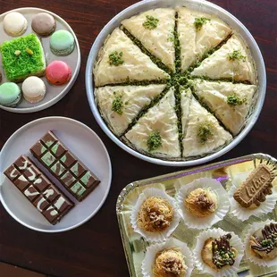 sushi and sashimi, sashimi, sushi, food