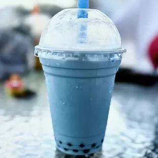 Butterfly pea flower boba tea