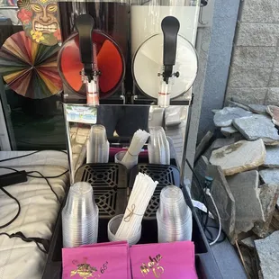 Dual machine strawberry Margarita and piña colada