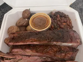 Beau’s Bayou Smokehouse