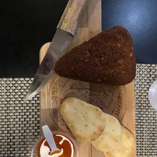 Crusted Brie (Brie Crocante)