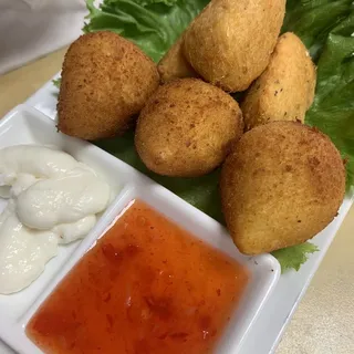 Cod Fish Fritters (Bolinho de Bacalhau)