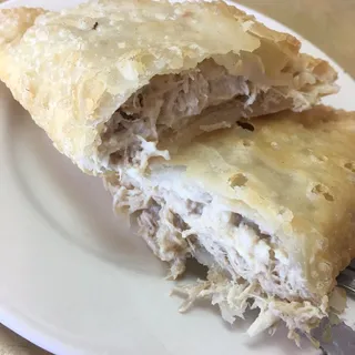 Chicken Catupiry Empanada (Pastel Frango Catupiry)