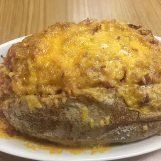 Four Cheese Baked Potato (Batata Assada Recheada de Quatro Queijos)