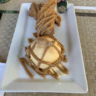 Banana Dulce de Leche Roll