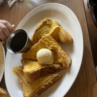 French Toast w/syrup. It was light and not to sweet perfect