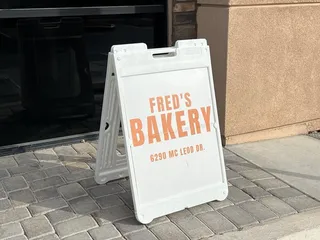 Fred’s International Bakery
