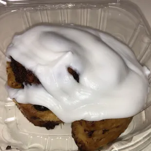 It&apos;s the best cinnamon roll anywhere