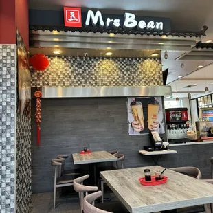 Restaurant Space Inside Mall