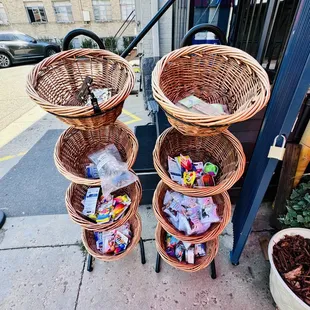 LOTS of pet toys! I've purchased several!!