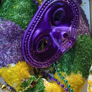 King Cake with cream cheese