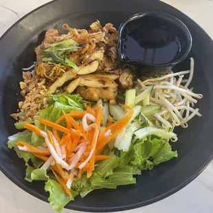 Grilled Chicken Noodle Bowl