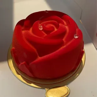 White chocolate/Strawberry Rose