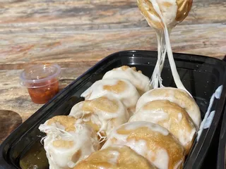 MoMo House
