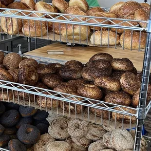 Fully coated bagels