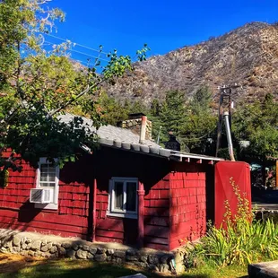 Cabin 7 from the grass area