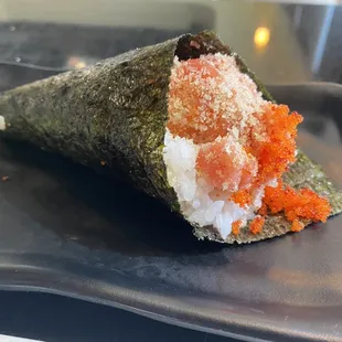 Dynamite Hand roll