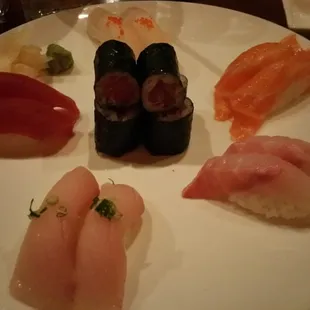 Sushi dinner with tuna roll.