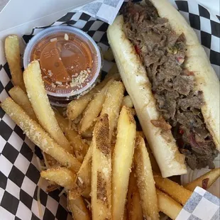 Jalapeño popper with Rosemary fries