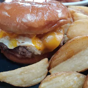 Their breakfast style burger no bacon