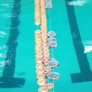 The ropes separating the lanes are broken and disgusting