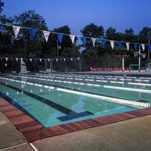 Calm before 530 AM practice