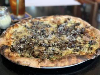 Farina Pizzeria & Wine Bar