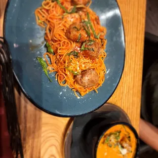 Kids Spaghetti & Meatballs